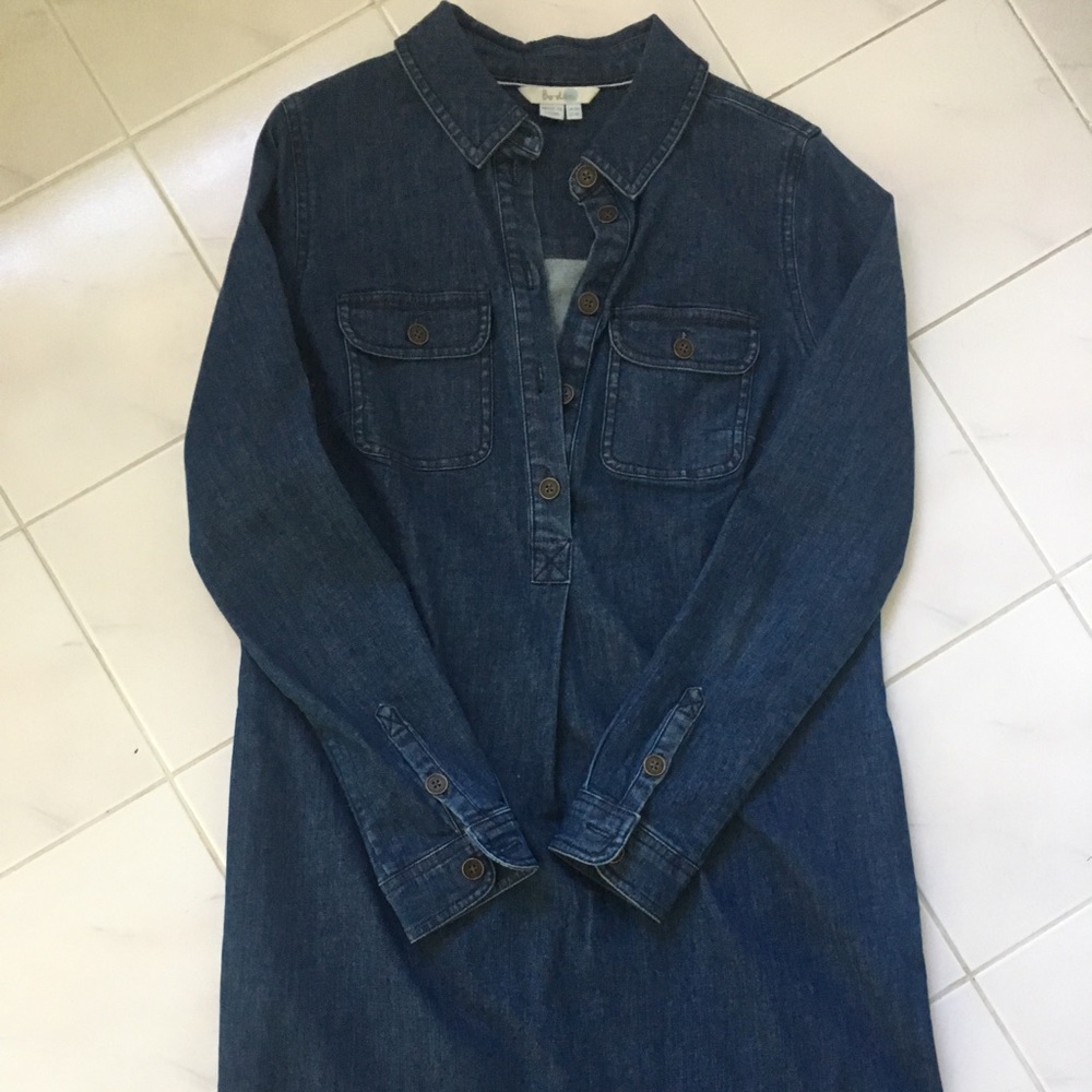 Boden women’s denim dress. Size 4R.